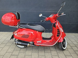 Vespa GTS 300 Bild 3