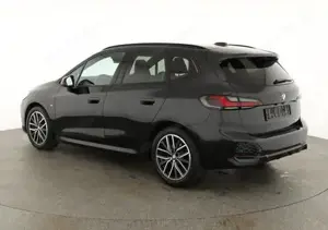 BMW Andere 223 i M Sport 223i Active Tourer Mild Hybrid Automatik, HarmanKardon, LED, HUD, Pano, Led Bild 3