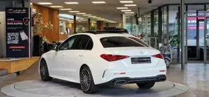 Mercedes-Benz C 200 Bild 6