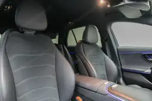 Mercedes-Benz E 300 de 4MATIC mit EQ Hybrid Technologie T-Modell Bild 9