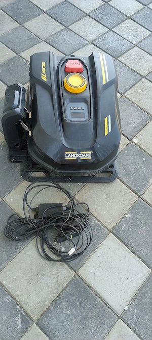 Mähroboter LandXcape  Bild 2