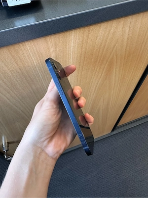 iPhone 12  Bild 2
