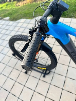 Cube Stereo Hybrid 140 Actionteam Bild 3