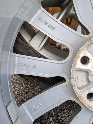 VW Alufelgen (Tiguan) Bild 4