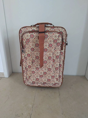 Koffer   Trolley in Handgepäcksgröße   zu verschenken Bild 6