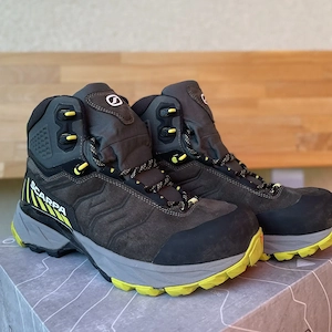 [FAST NEU] SCARPA Rush Trek GTX Herren Trekkingschuh Wanderschuh (Gr. 42)