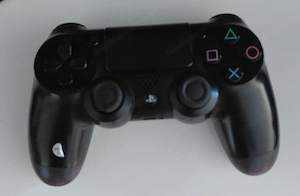 Ps4 zum verkaufen  Bild 3