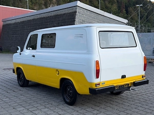 Ford Transit 1.6 Benzin 5 Sitzer Bild 3