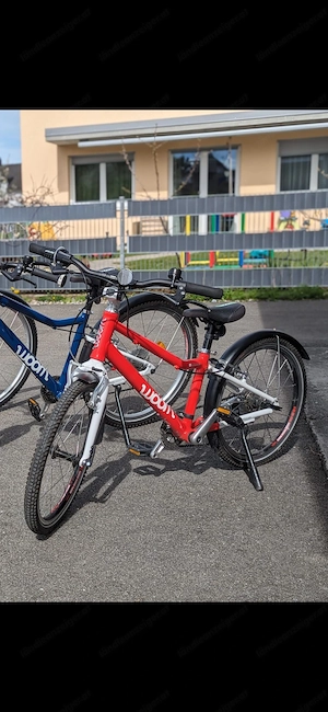 Woom 4 rot Fahrrad