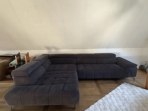 Gratis Stoffcouch grau Bild 2