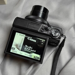 Canon PowerShot G7 X Mark III   Top-Zustand Bild 2