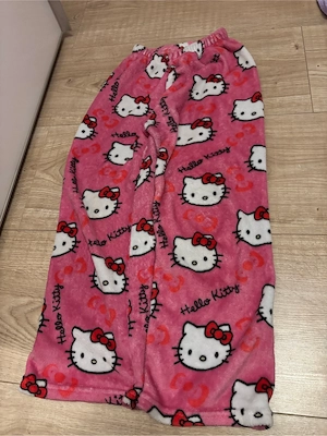 Hello kittyyy Bild 2