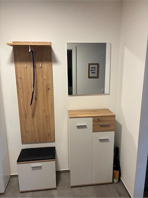 Garderobe inkl. Spiegel Bild 2