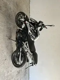 KTM Duke 390 Baujahr 2021