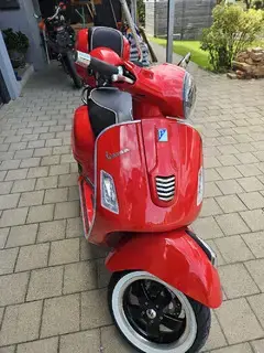 Vespa GTS 300 Bild 4