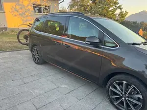 Sharan Business BMT SCR 2,0 TDI 4Motion Bild 2
