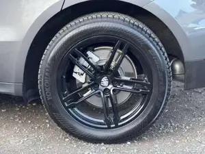 Porsche Cayenne Bild 16