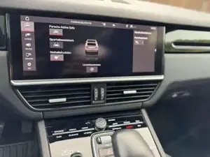 Porsche Cayenne Bild 12
