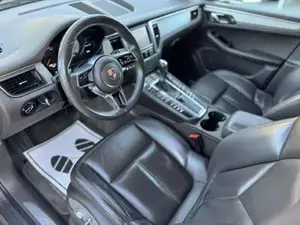 Porsche Cayenne Bild 17