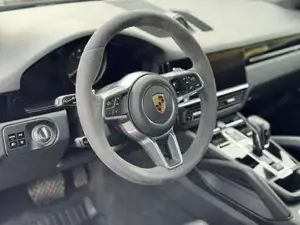 Porsche Cayenne Bild 18