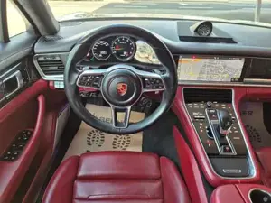 Porsche Panamera Bild 12
