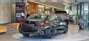 BMW 320 Bild 6