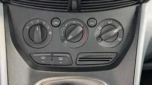 Ford C-Max Bild 18