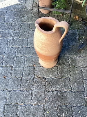Große Terrakottavase