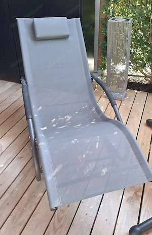 Schaukelstuhl NEU