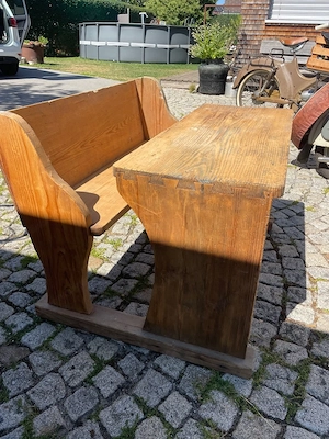 Alte Kinderschulbank