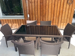 Gartentisch mit 7 Stühlen