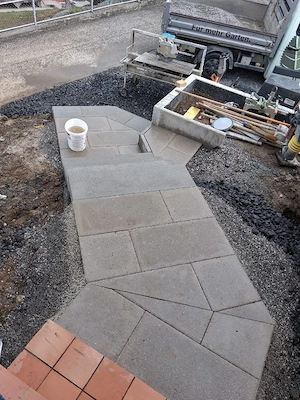 platten leger   Gartengestaltung  Bild 4