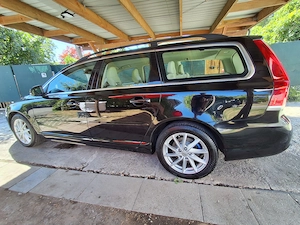 Volvo V70 D4 Top-Winterauto Bild 10