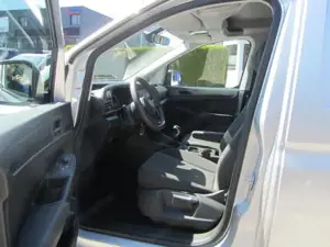 VW Caddy Bild 9