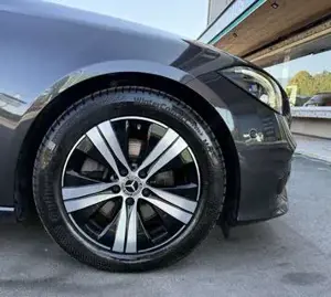 Mercedes-Benz C-Klasse Bild 10