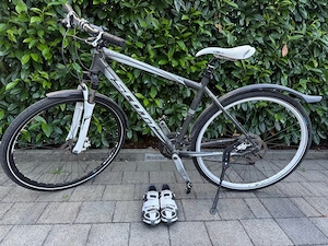 Scott Sportster Fahrrad mit Klickpedalen + Shimano Radschuhe