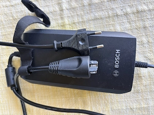 Bosch E-Bike Ladegerät 4A Bild 2