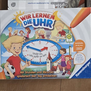 8 tiptoi Bücher ein Stift und ein Spiel bei dem man spielerisch das Uhrlesen lernt Bild 2