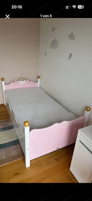 Kinderbett Mädchen 