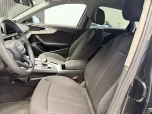 Audi A4 Bild 12