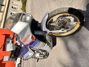 Honda Transalp gebraucht EZ 1987, garagengepflegt neu vorgeführt  Bild 4