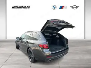 BMW 520d xDrive Touring // M Sportpaket // Anhängerkupplung Bild 11