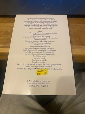 Buch "Grundlagen des Tourismusmanagment" Bild 2