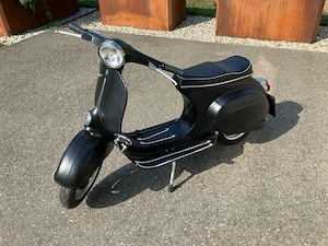 Vespa 125 Primavera ET3 Bild 2