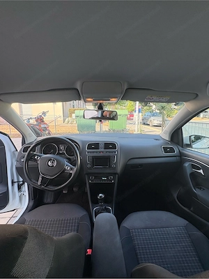 VW Polo Baujahr 2016 Bild 2