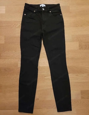 Jeans schwarz Gr. 36 H&M