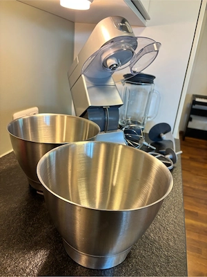 Kenwood Chef Küchenmaschine KVC31705   mit Glasmixer-Aufsatz & 2. Rührschüssel Bild 4