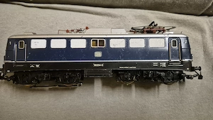 Modelleisenbahn Zug DB 110 234-2