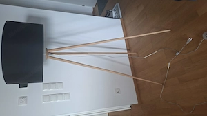 Holz-Stehleuchte "Dreibein"
