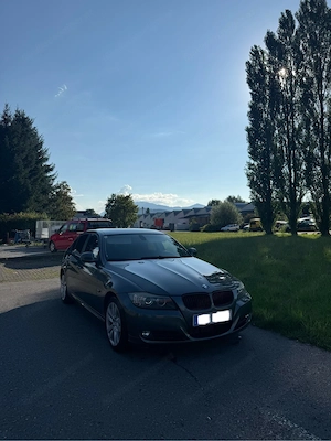 BMW 320d X Drive Österreich Paket Bild 5